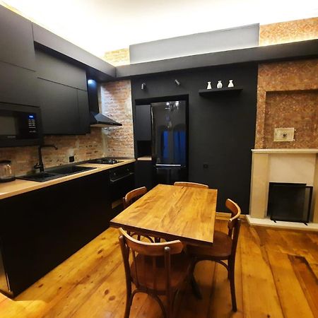 Tbilisi Central Apartment Bagian luar foto